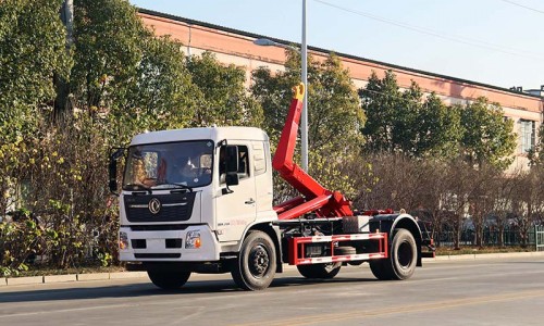 Мусоровоз с крюком Dongfeng Tianjin