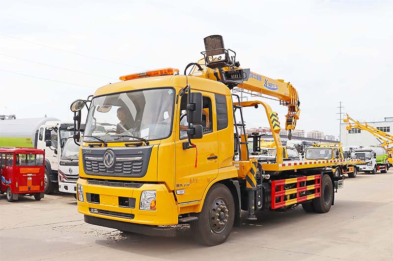 Dongfeng Tianjin Clearance Vehicle