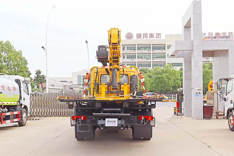 Dongfeng Tianjin Clearance Vehicle