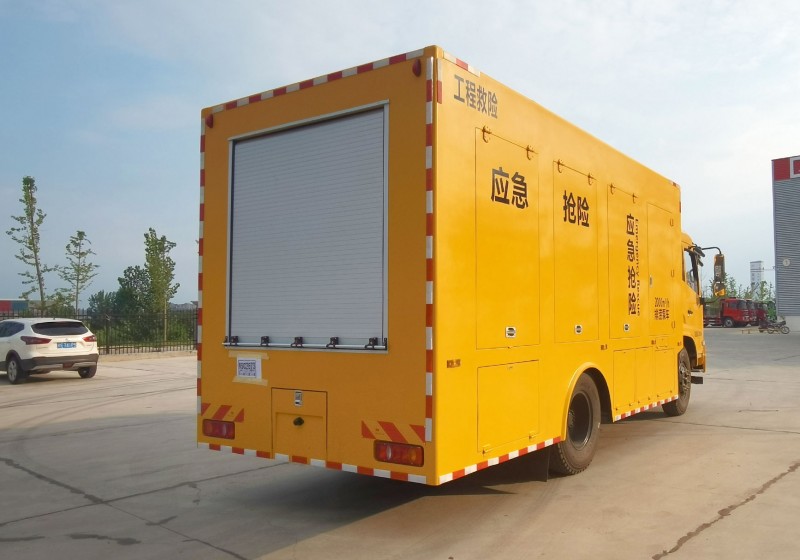 Спасательный автомобиль Dongfeng Tianjin