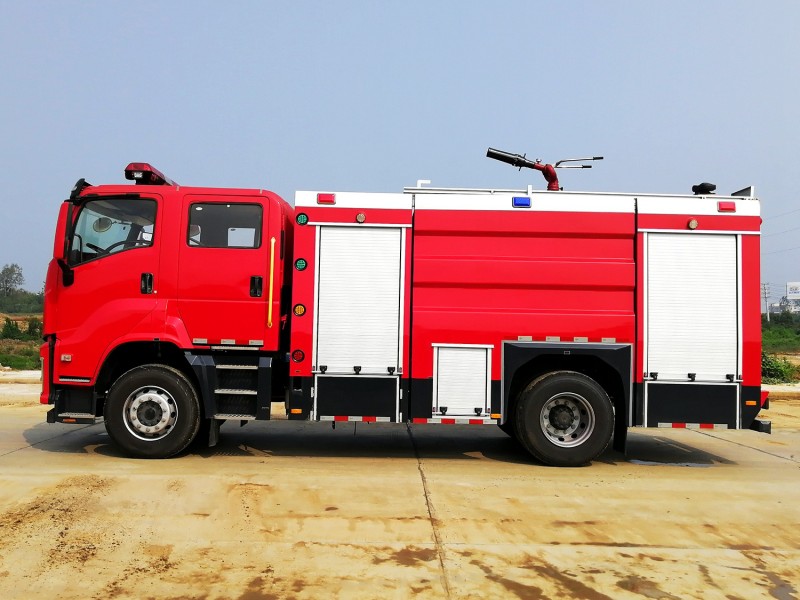 Qingling Heavy Truck Foam Fire Truck