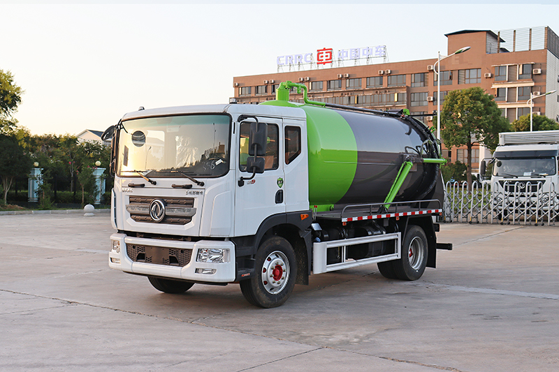 Ассенизатор Dongfeng D9 12 кв.