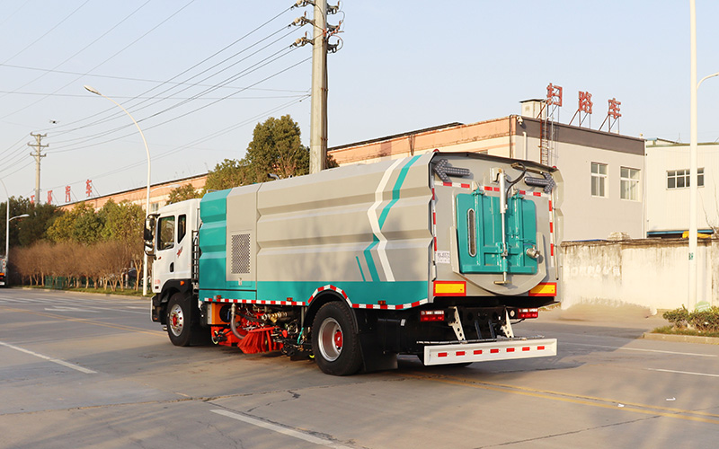 Автомобиль для глубокой очистки Dongfeng D9