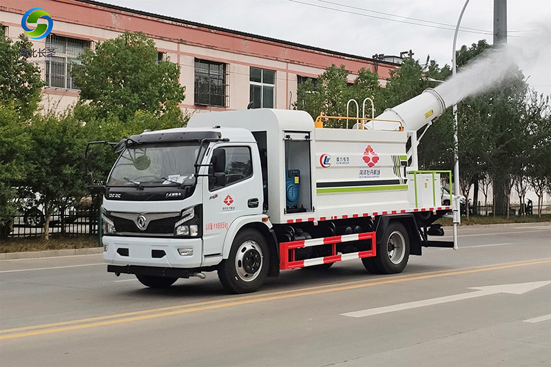 Пылеулавливающий грузовик Dongfeng Dolidika