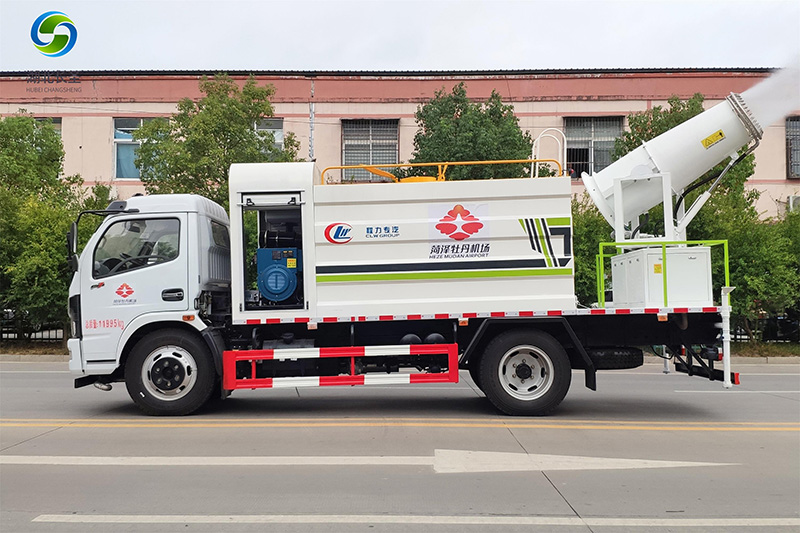 Пылеулавливающий грузовик Dongfeng Dolidika