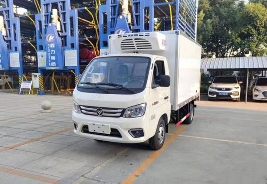 Foton Xiangling M1 задний двухколесный рефрижераторный грузовик