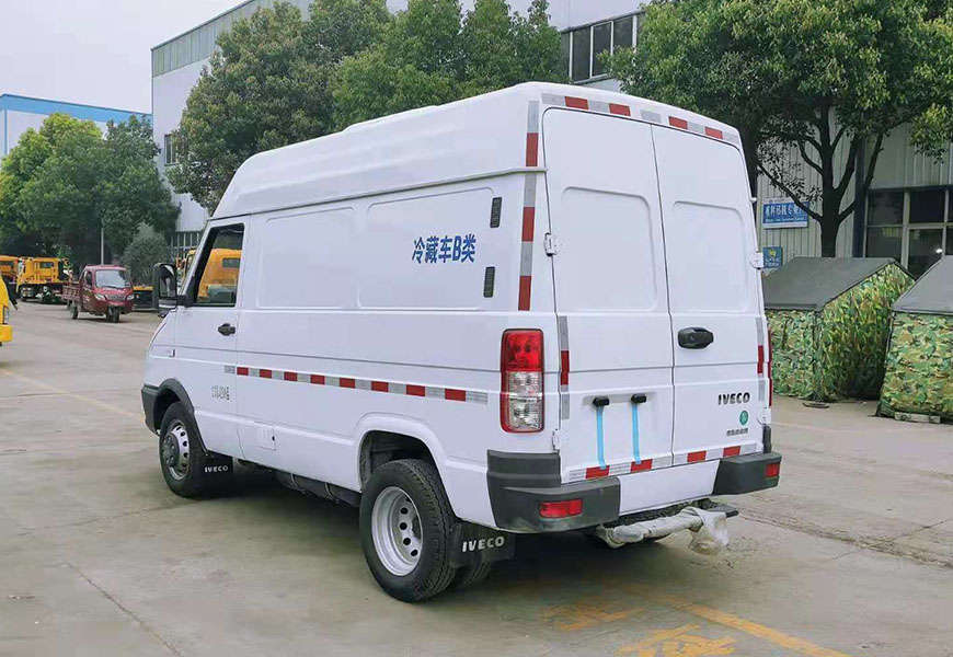 Рефрижератор Iveco V35