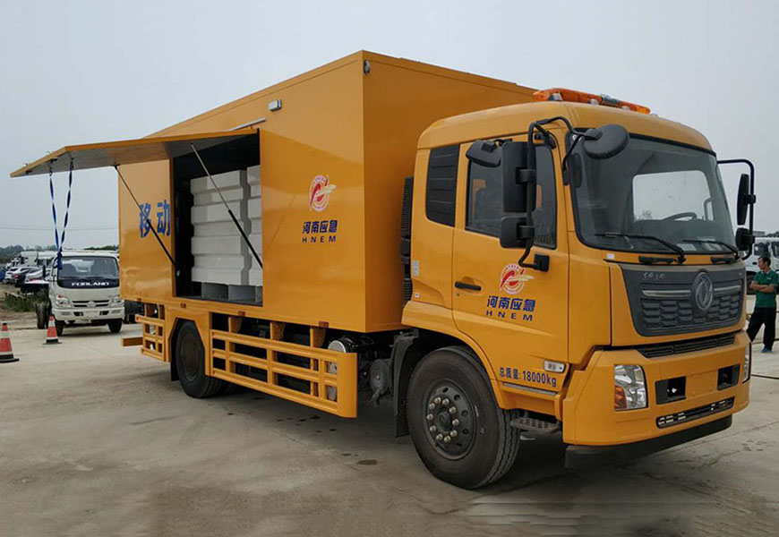 Dongfeng Tianjin Mobile Water Purification Vehicle